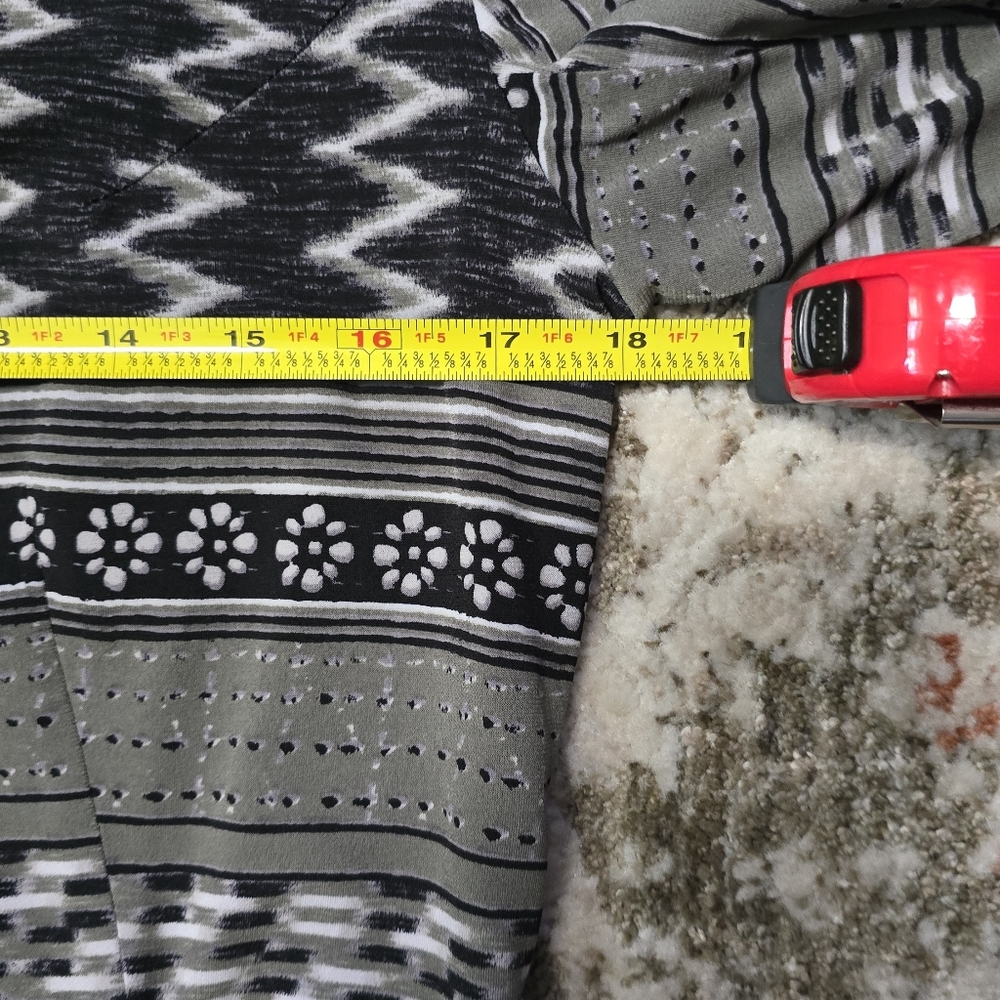 Bcbgeneration Black And Gray/Olive Geometricopen … - image 6